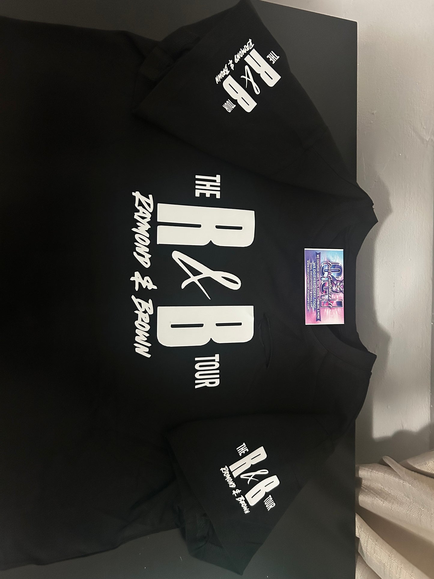 R&B Tour Shirt – Tour DATES on BACK Hip Hop Streetwear,  Crop Top, 90s Inspired Fan Merch